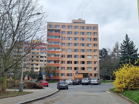 Pronájem bytu 3+1/L, 75 m2, Hennerova, Praha 5 - Motol